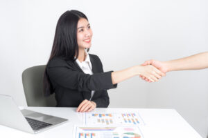 konsistensi bisnis